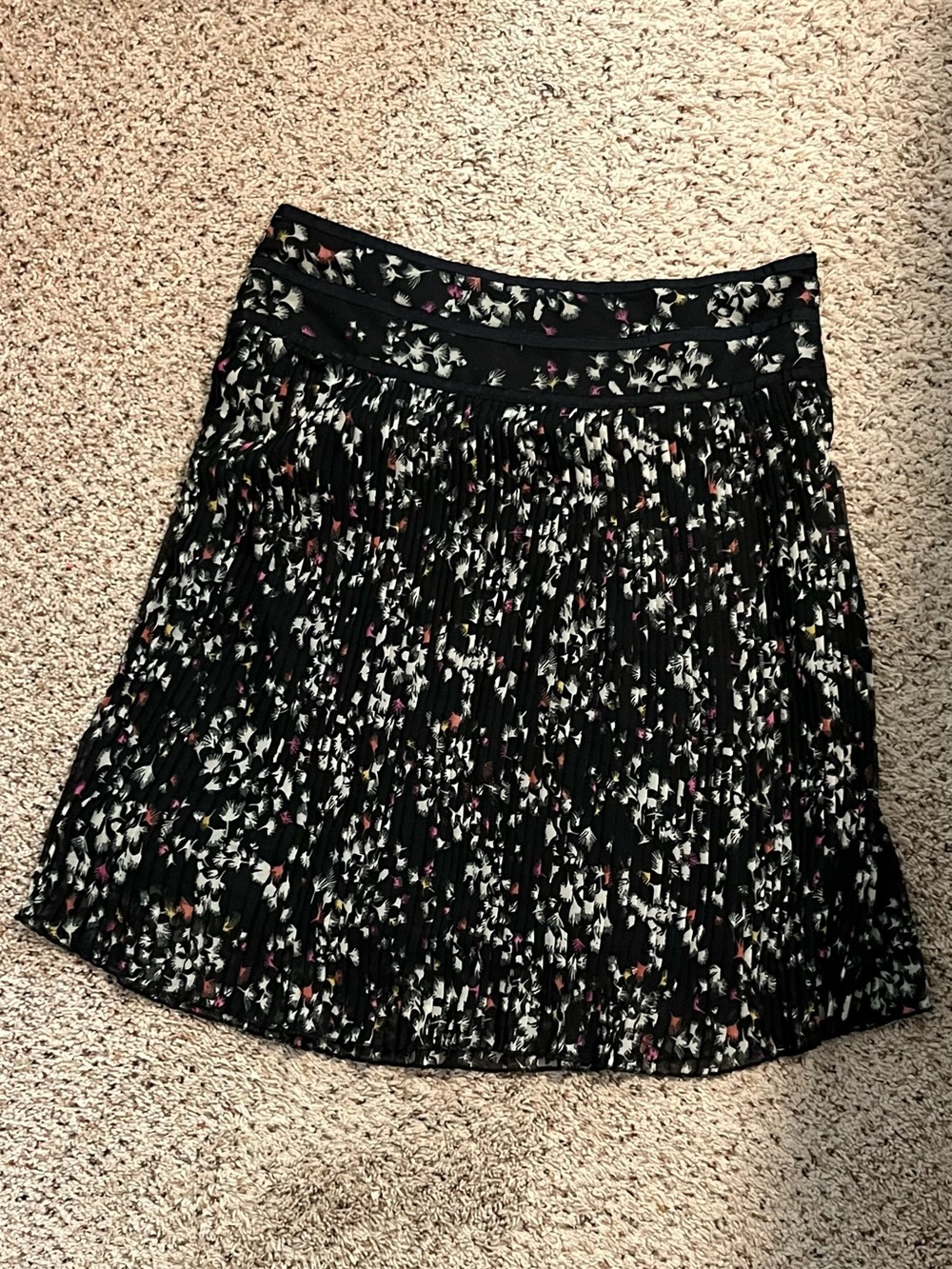 Coupe Collection Navy Floral Pleated Skater Skirt w/Pink & White Size 8-10